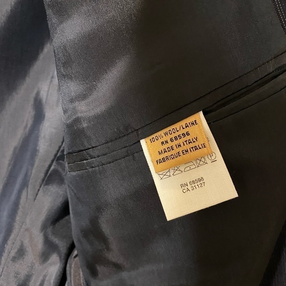 Donna Karen Signature Italian  2-Button Suit Set - Picture 4 of 15